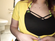 [HMRK-028] 男の家巡り系エロインフルエンサー 居酒屋で出会ったチ●ポ大好きド淫乱極上ギャル！椿りか - 2of5