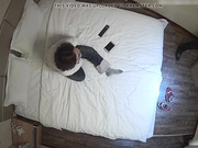 商務賓館攝像頭黑客破解拍攝到的大學生情侶開房愛愛 脫光光後互舔互插愛撫爽的欲仙欲死 露臉高清