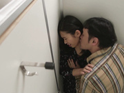 [JUY-155] 人妻美術モデル痴漢電車 ～身体を浸食する淫らな囁き～ 若葉加奈 【破解】 - 2of5