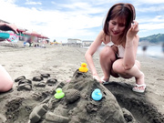 [MAAN-1091] 最強エロカワ保育士 キュートなお顔に大きなおっぱい (優梨まいな) - 1of5