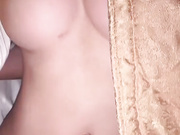 FansOne蜜桃肥臀00后颜值女模【艾希】丝袜被扯开等不及就想要被干的不要不要的