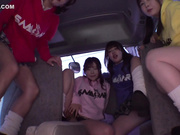 [破解]DASS-780  コイツらマジぱねぇ～何でもアリやんけ！？性欲えげつねー卑猥女達に唾液にゅっるにゅるメスサド乱入されたらもうわしゃオシマイや！ - 1of5