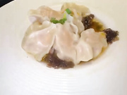 【真实乱伦】元宵节约上亲姐一起去吃日料，亲姐趴在桌子底下帮我口爆