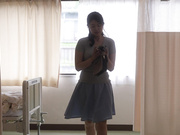 JUR-619 夜間警備の巡回中、潜んでいた不法侵入者たちに滅茶苦茶に輪●された人妻 木下凛々子 - 1of5