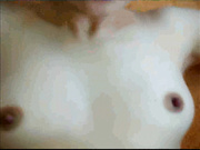 夫妻在家白天激情做爱,女的洗完早就开始吃鸡巴,大奶少婦白天在家被恨操