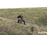 外站最新流出题材盗摄类收费作品户外长焦距超清拍内急难耐找个隐秘处嘘嘘的美眉们