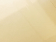 某站流出国内牛人潜入某KTV隔板女厕露脸近距离偷拍美女嘘嘘