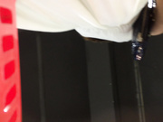 超市高清近距CD美女裙底