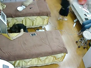 美容院偷拍白富美做激光永久脱逼毛 一对浑圆大奶真惹眼