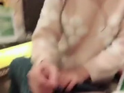 敲可爱双萝莉TS唐嘉琪和于梦婕 真女，相聚KTV  里面很多美女，不知不觉裤裆溜出一根鸡巴吓晕你  吃鸡鸡吃奶