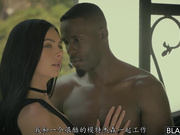 中文字幕 大长腿苗条美女模特和猛男拍摄写真被大鸡巴摩擦勾搭 挡不住妹子逼穴插入撑爆进出刺激啊