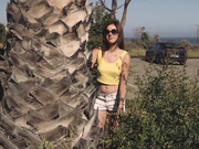 中文字幕 吸血鬼性事第一集.血族缘 漂亮的瞎眼美女和姐姐一起走进吸血鬼老巢肉欲大派对刺激啊