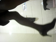 自形整理前景卫生间TP丝袜美女嘘嘘