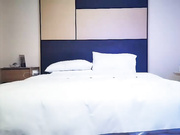 9总全国探花第二场白裙妹子，舔背乳推口交上位骑乘大力猛操_ev