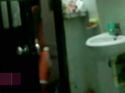 【全網推薦】趴窗窺視良家人妻少婦洗浴護膚 雪白肌膚堅挺美乳看得讓人欲火焚身 原版高清