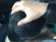 被调教服服帖帖的小骚货车内毒龙口活按着脑袋把嘴当逼洞快速猛插逛商场