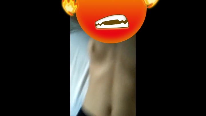 老婆和别人偷情操逼视频