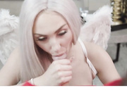 白发巨乳天使被老公的好朋友给操了