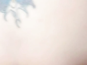 90后年轻情侣模仿优衣库事件在商场试衣间偷偷打炮,奶子坚挺,强忍着兴奋后插式干,外面有人等着试衣服,真刺激!