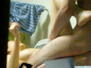 【經典盜攝】大師偷錄到的身材苗條女子洗浴更衣後與男友啪啪性愛（第一部）～原版高清