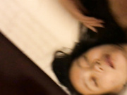 【精品福利】清純活潑師範大學苗條妹子微聊網友見面吃飯被灌醉帶入酒店扒光衣服任意玩弄～1080P高清