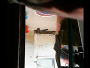 【全網推薦】【大陸經典盜錄系列】趴窗窺視良家人妻少婦洗浴護膚 苗條身材雪白肌膚看得讓人欲火焚身 720P原版高清