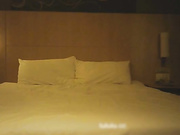 牛奶哥酒店约炮服装店老板娘晶晶大战一晚上清晰完整版