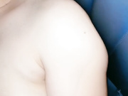 勾引司机野战开档黑丝给舔鸡巴又舔蛋内射骚穴