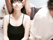 土豪眼镜哥玩弄两个娇嫩骚逼爆草精彩不断