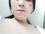 少妇性感的大奶子玩弄炮击边抽插边挤奶