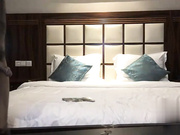 男爵18岁的少女童颜无忌你的鸡巴都废的玩尼玛